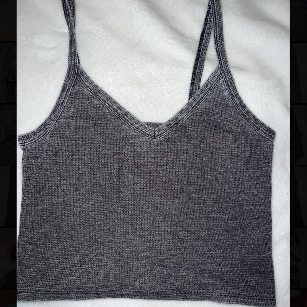American eagle cropped tan top